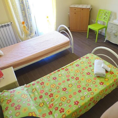 Appartamento Mariella Via Lipari N 8 帕基诺 外观 照片